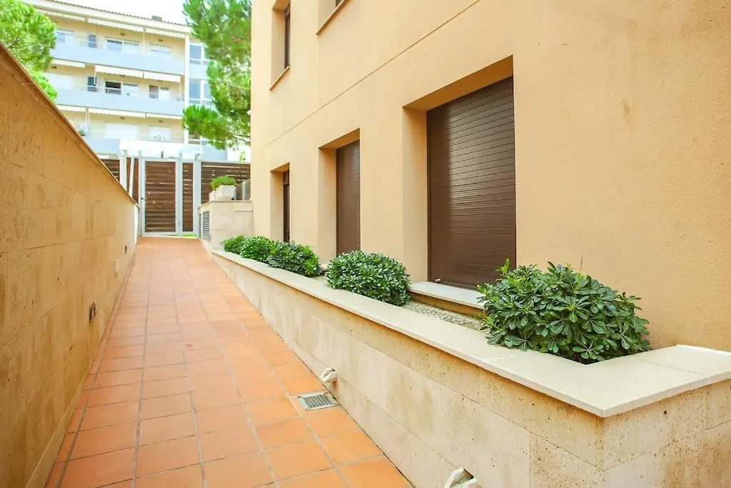 Al47 Spacious Apartment Near Fenals Beach Lloret de Mar